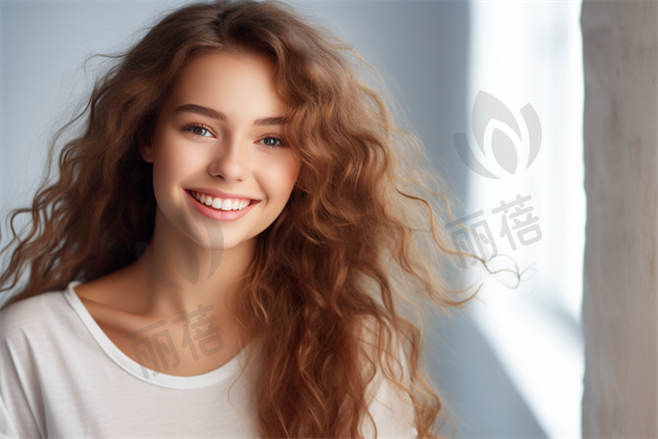 南京口腔医院种植科童昕主丨任_种植牙技术如何_价格收费贵吗