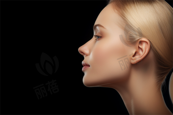 北京南加整形美容门诊部胸部手术的具体费用为18800元起。现在优惠价仅需15800元起,限时促销,机会不容错过!